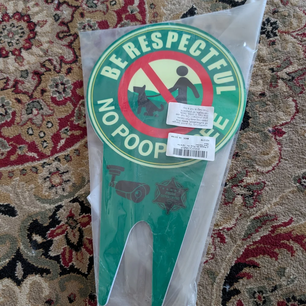 Green No Poop Zone Sign